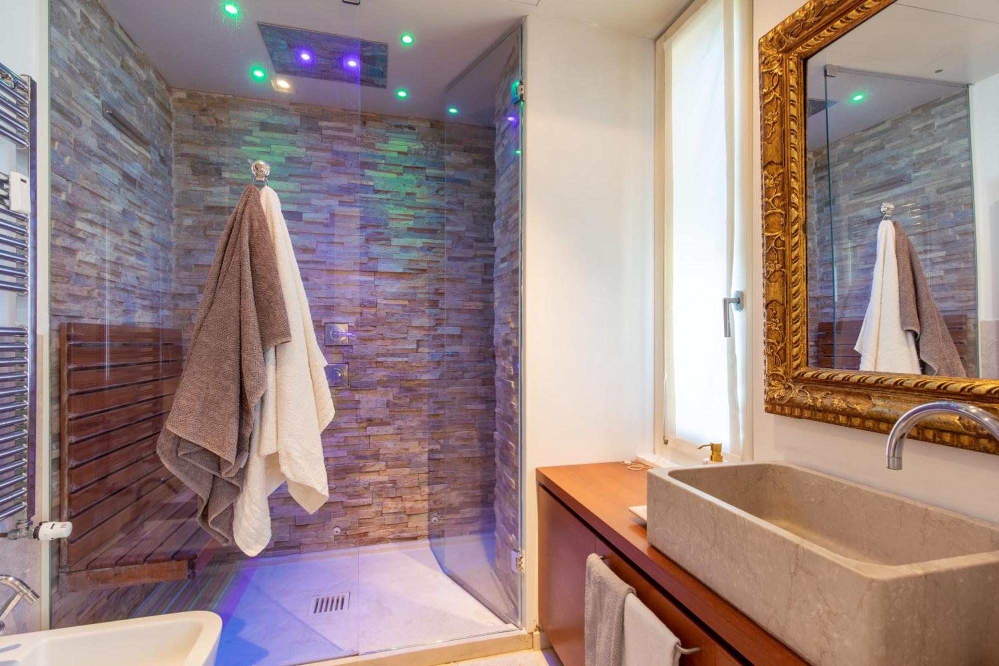 Porta Venezia- Design Apartment, 2-Bedrooms, Netflix, Wifi Milano Ngoại thất bức ảnh
